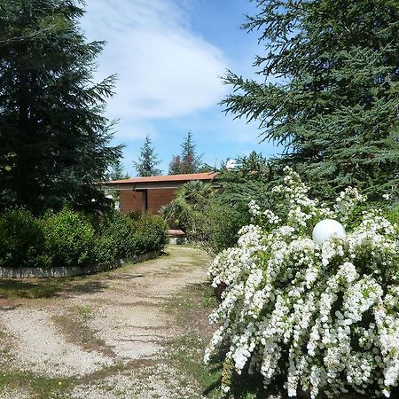 Chez-Antoinette Villa Castel Del Monte  Szoba fotó