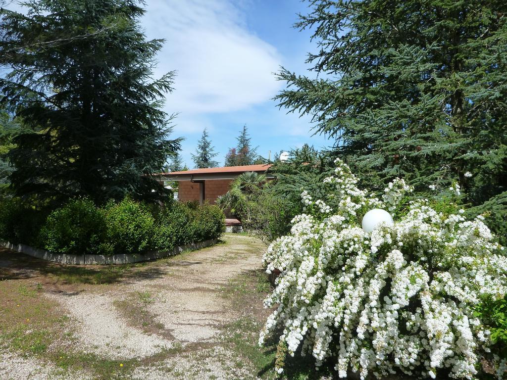 Chez-Antoinette Villa Castel Del Monte  Szoba fotó