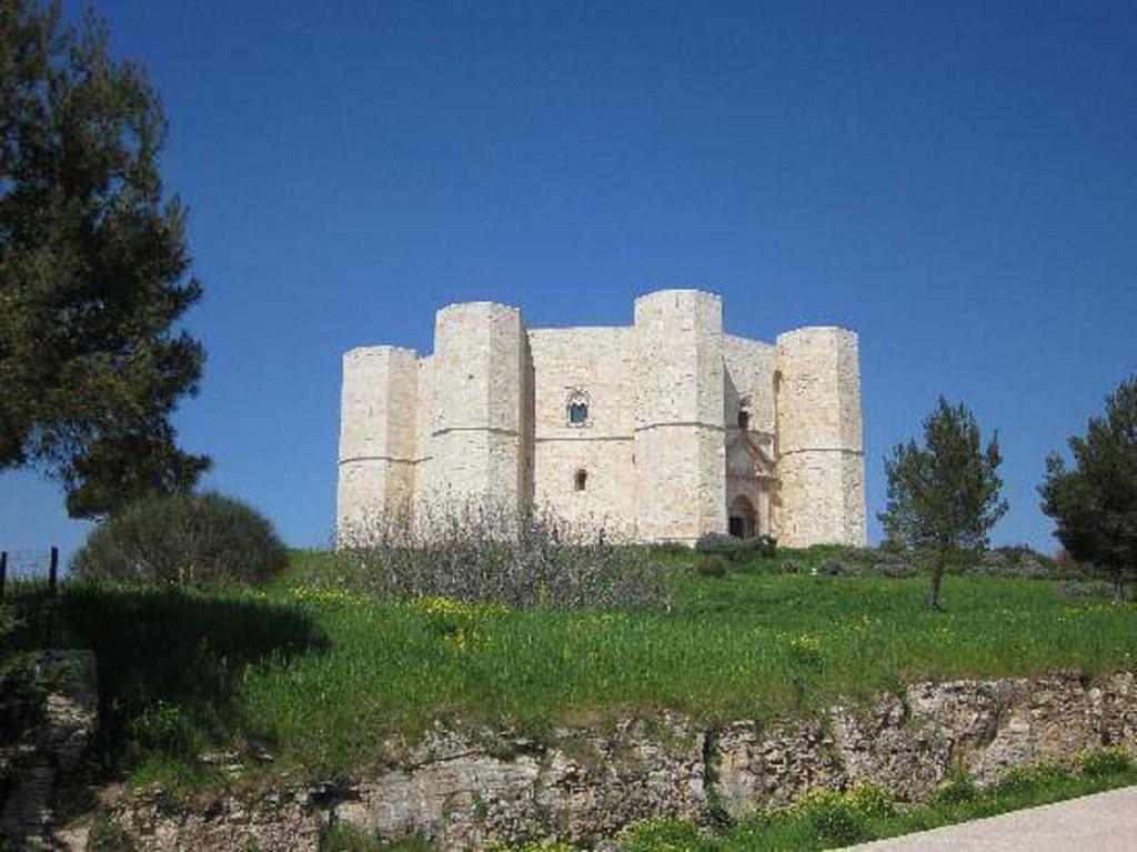 Chez-Antoinette Villa Castel Del Monte  Szoba fotó